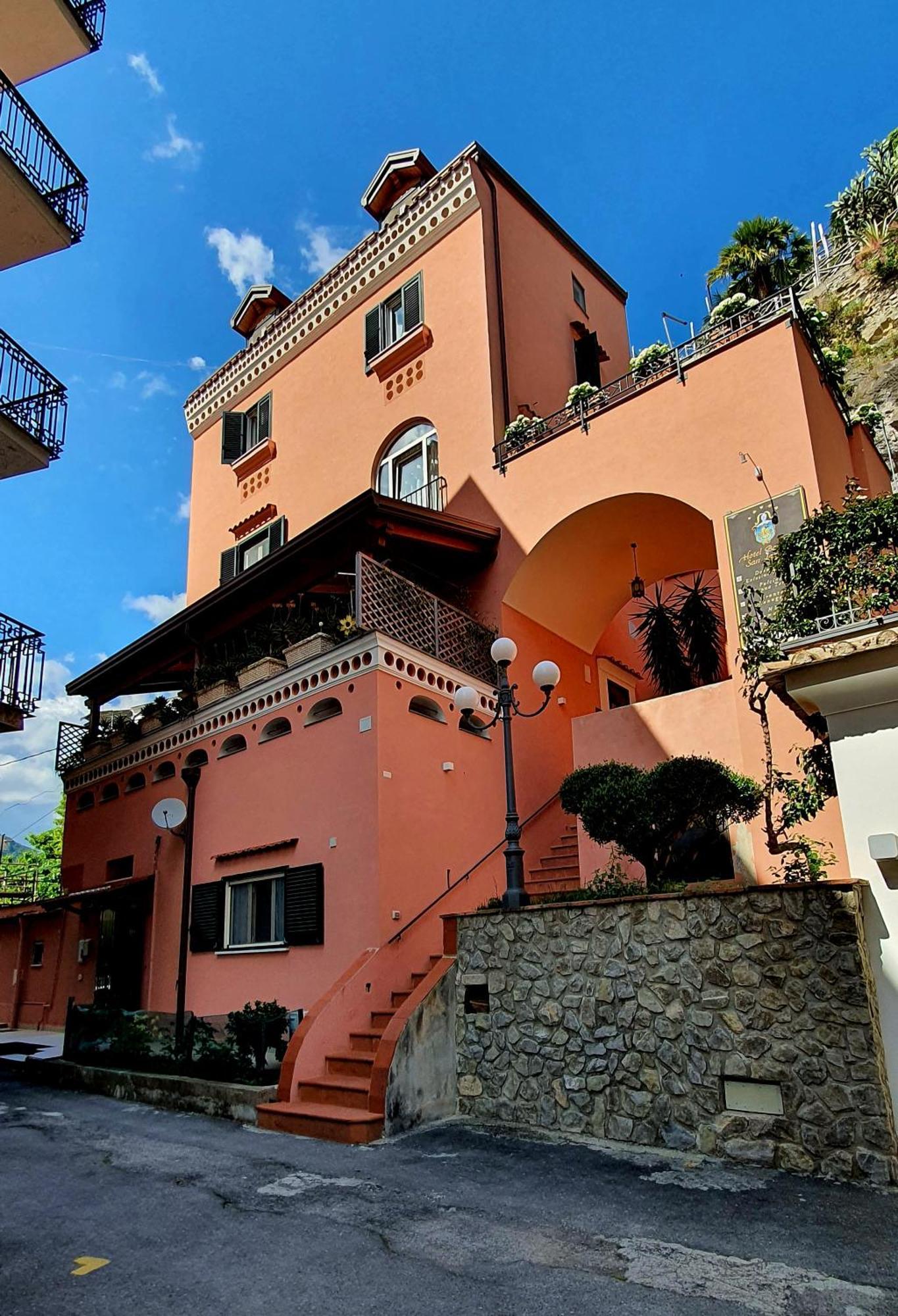 La Maison Rose 马奥莱 外观 照片